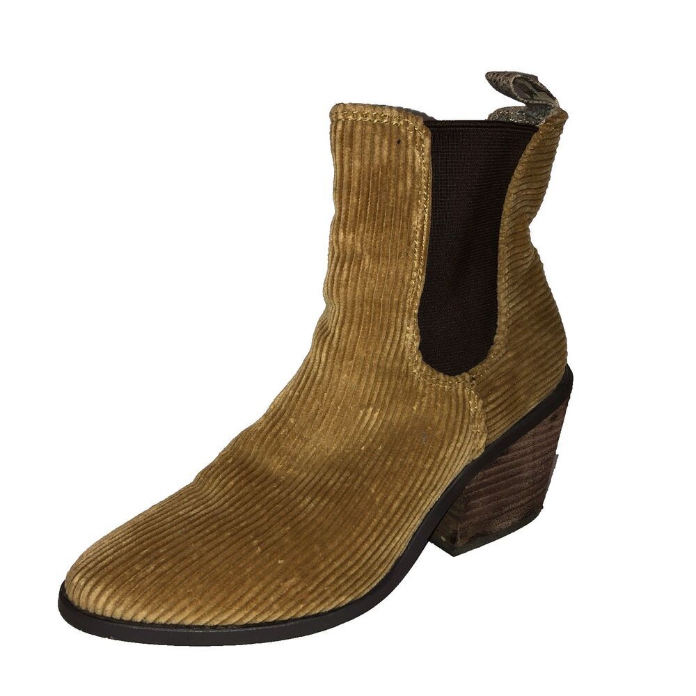 BAND OF GYPSIES Shadow Ankle Boots Boho Camel Corduroy Booties‎ Womens Size 6